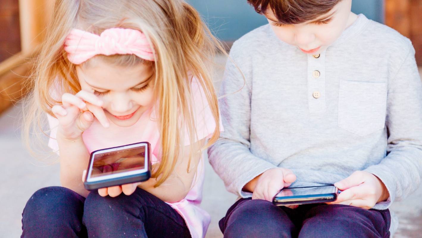 8 Safety Apps You Can Get To Keep Your Kids Safe